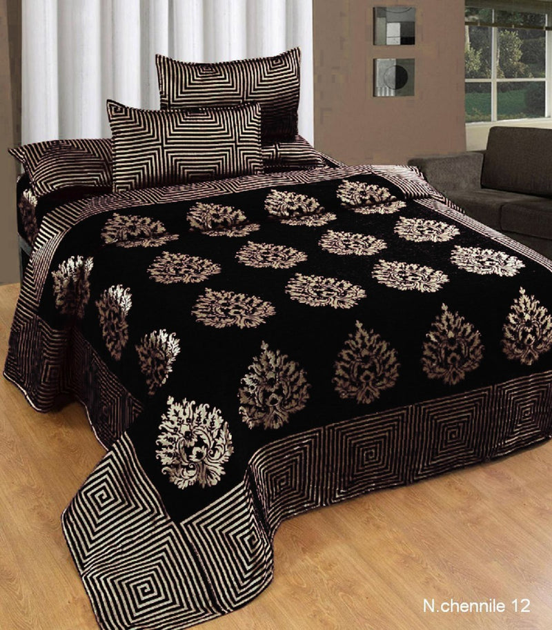 Crafty Chenille Bedcovers for Art Lovers - Black