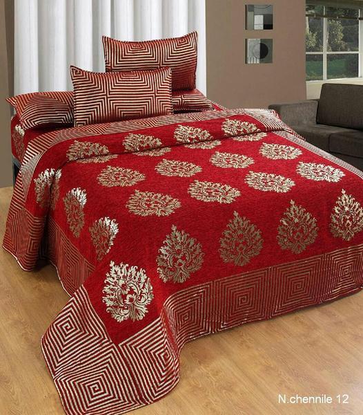 Crafty Chenille Bedcovers for Art Lovers - Red