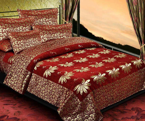 Shoppers fortune Essence of Peacock Chenille Bedcovers - Red
