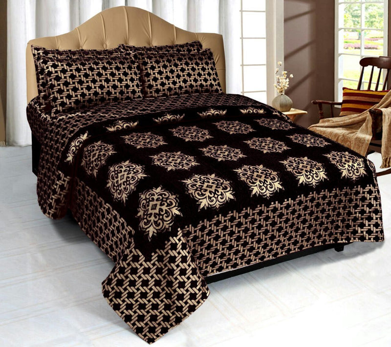 Network of Spades Chenille Bedcovers - Black